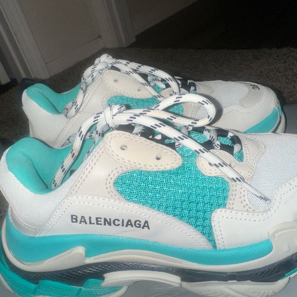 Authentic Gently Used/ Like New Balenciaga Sneakers